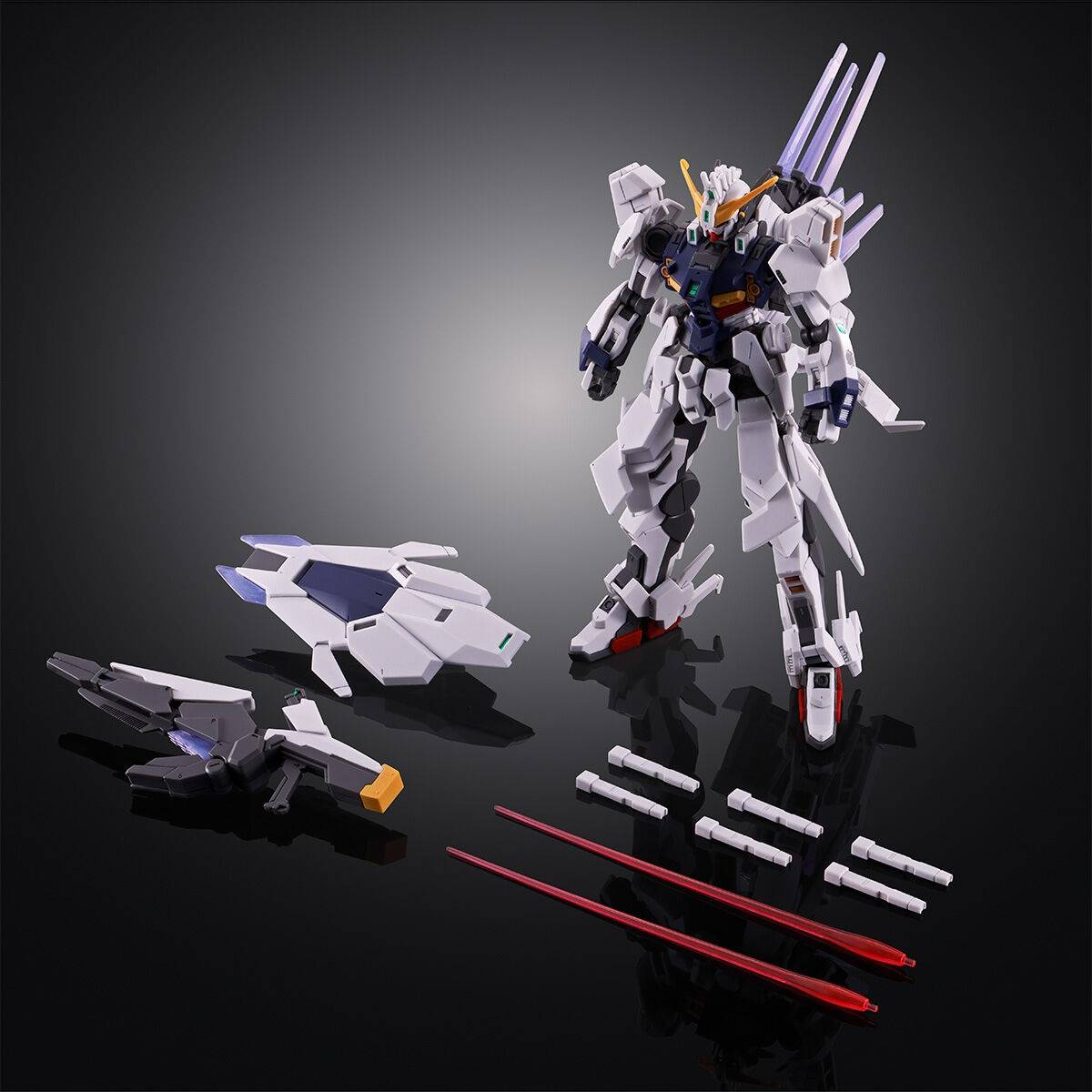 Gundam 1/144 HG Gundam Eight EES-001 Gundam Zirius Model Kit Exclusive