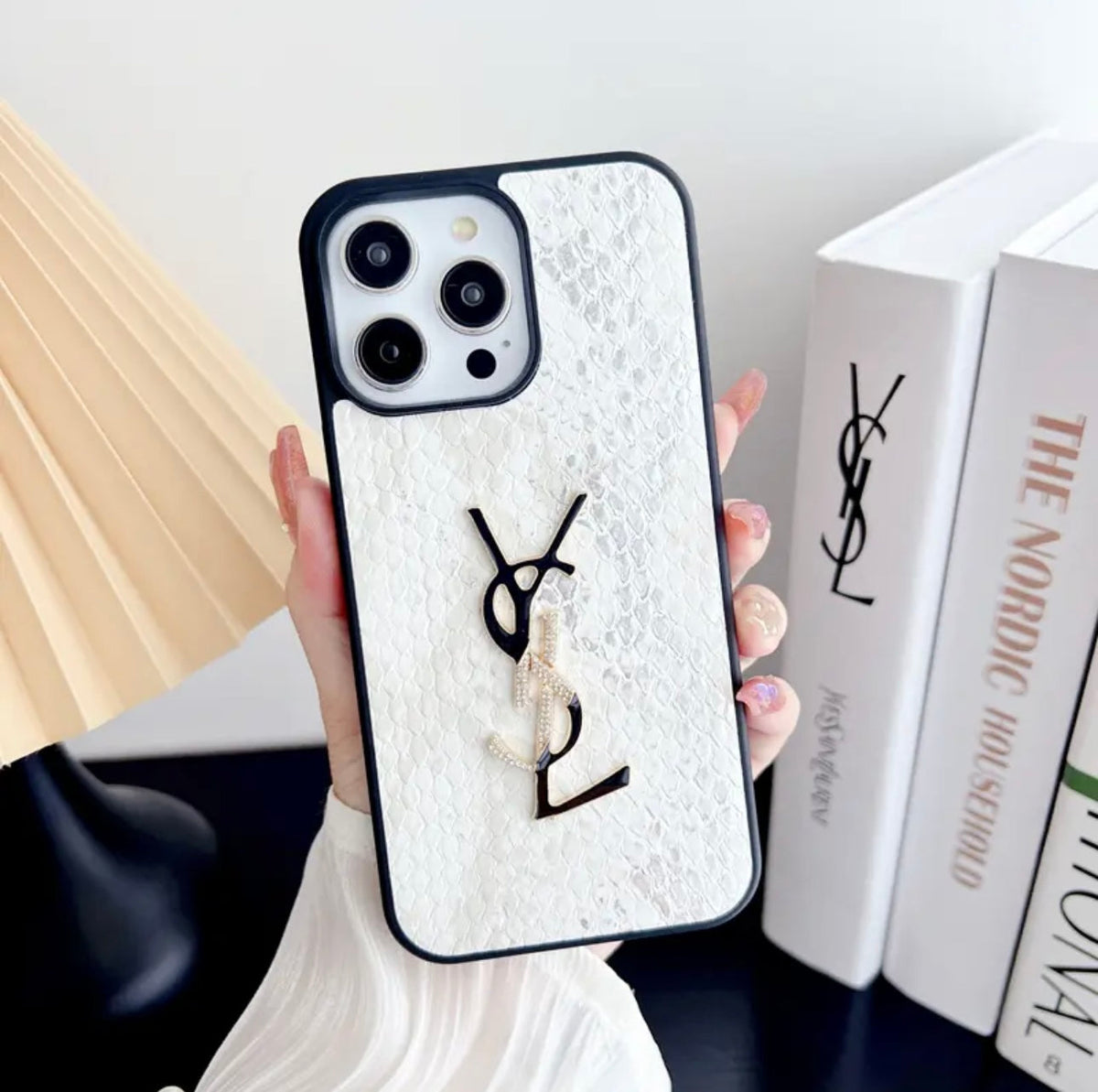 Fine snake Case for iPhone 12-18 Pro & Pro Max